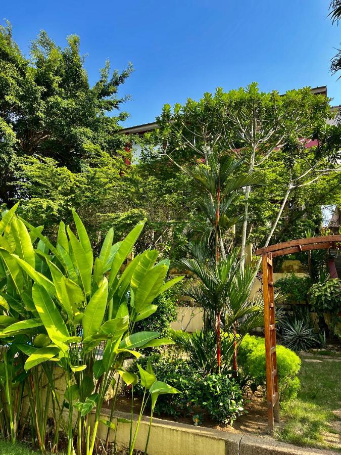 Residence Bertille Abidjan Cocody Dış mekan fotoğraf