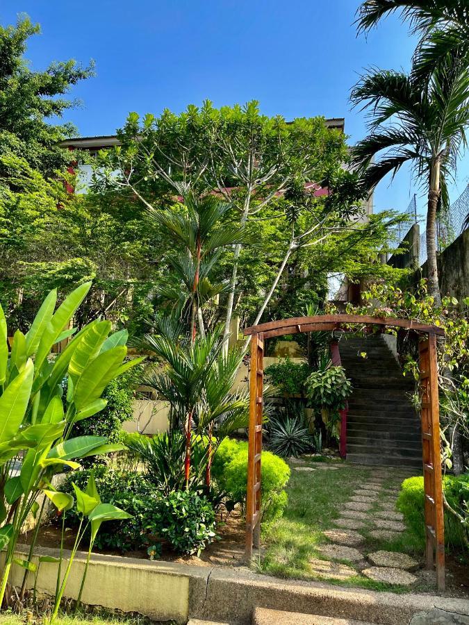 Residence Bertille Abidjan Cocody Dış mekan fotoğraf